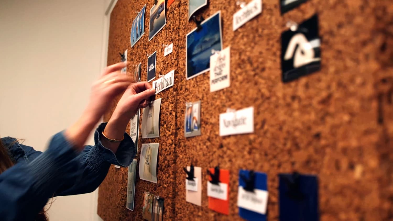 Wat is UX design? Betekenis, voorbeelden en tips voor UX optimalisatie Wat is UX design? Betekenis, voorbeelden en tips voor UX optimalisatie